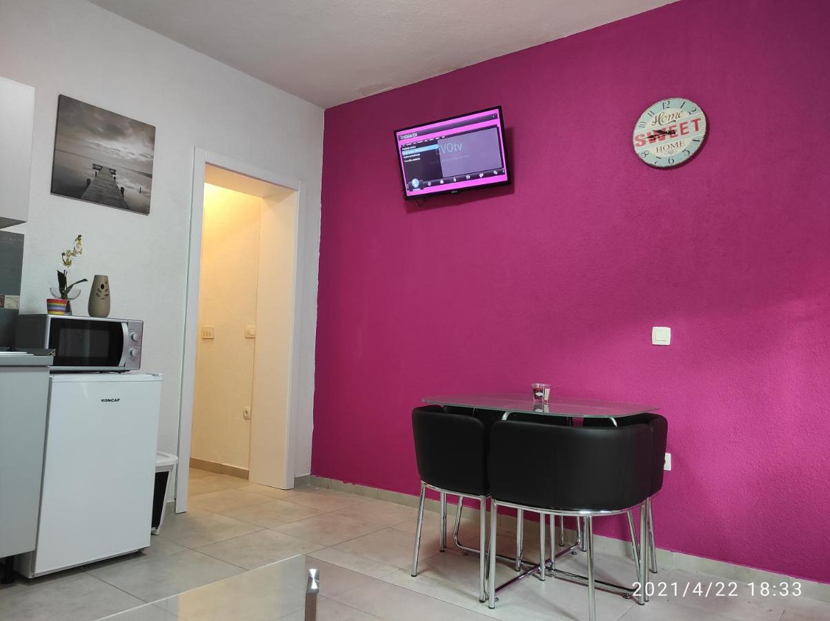 Apartmani Quattro Starigrad Paklenica Extérieur photo