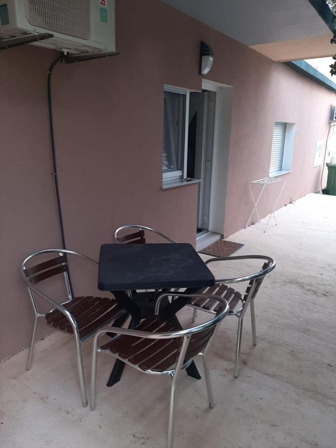 Apartmani Quattro Starigrad Paklenica Extérieur photo