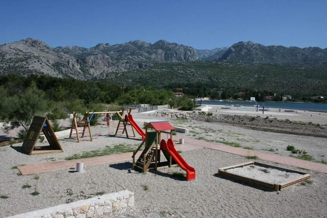 Apartmani Quattro Starigrad Paklenica Extérieur photo